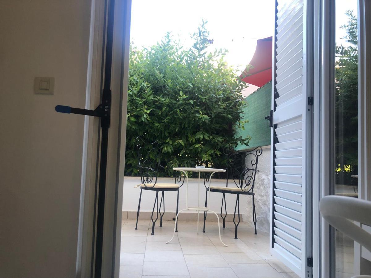 Guest House Marta Rovinj Exteriör bild
