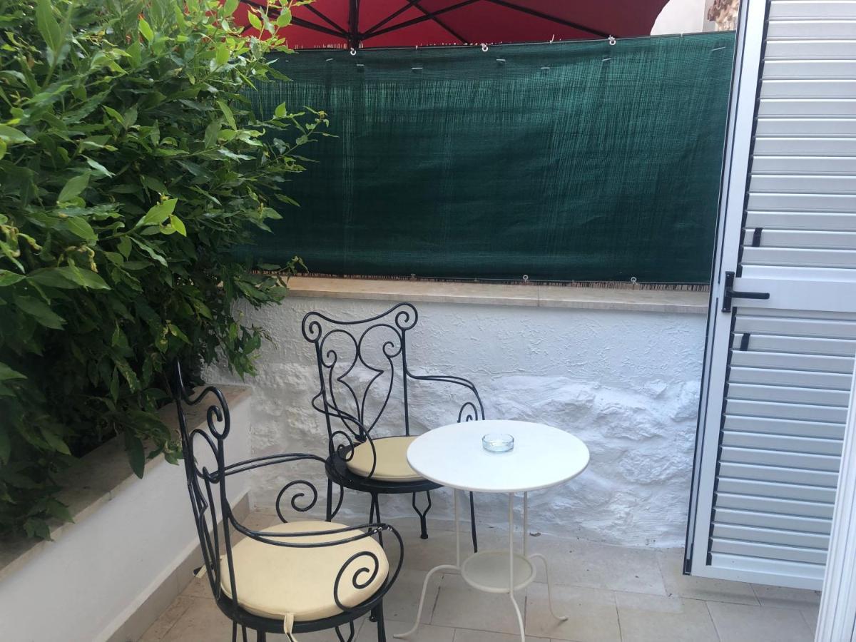 Guest House Marta Rovinj Exteriör bild